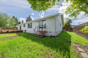 1676 NW Youngwood Ct, Roseburg, OR 97471 - Photo 39