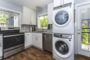 9016 9022 SE Ankeny St, Portland, OR 97216 - Photo 43