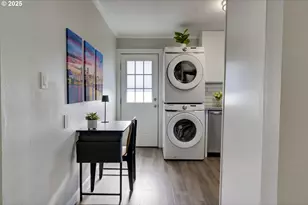 9016 9022 SE Ankeny St, Portland, OR 97216 - Photo 7