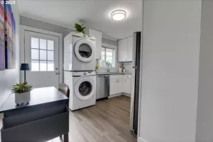 9016 9022 SE Ankeny St, Portland, OR 97216 - Photo 11