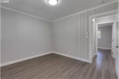 9016 9022 SE Ankeny St, Portland, OR 97216 - Photo 25