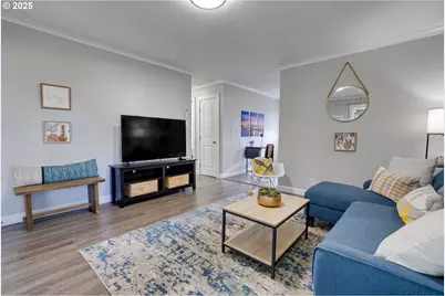 9016 9022 SE Ankeny St, Portland, OR 97216 - Photo 9