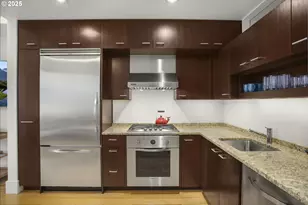 1001 NW Lovejoy St, Portland, OR 97209 - Photo 9