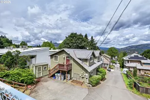 921 Eugene St, Hood River, OR 97031 - Photo 29