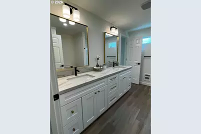270 E 31st Ave, Eugene, OR 97405 - Photo 7