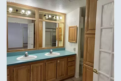 97931 Court St, Brookings, OR 97415 - Photo 15