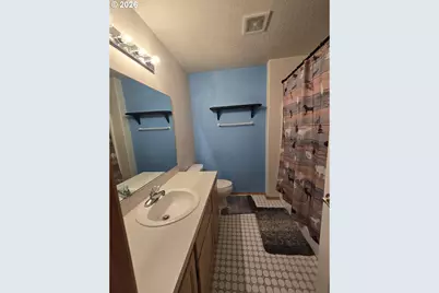 1166 E Main St, Hermiston, OR 97838 - Photo 29