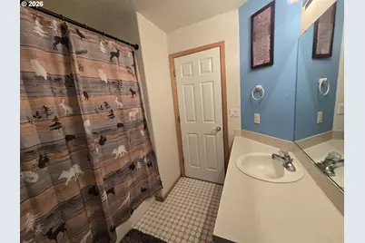 1166 E Main St, Hermiston, OR 97838 - Photo 17