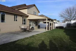 1166 E Main St, Hermiston, OR 97838 - Photo 3