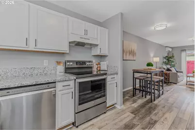 19159 SE Yamhill St #15, Portland, OR 97233 - Photo 3