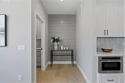 476 NE 58th Ave, Hillsboro, OR 97124 - Photo 15