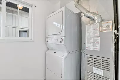 1915 N Jantzen Ave, Portland, OR 97217 - Photo 15