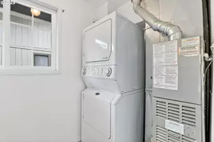 1915 N Jantzen Ave, Portland, OR 97217 - Photo 15