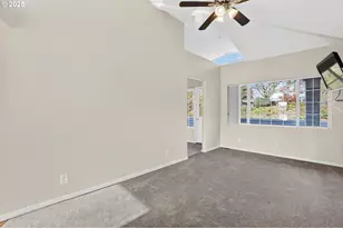 1915 N Jantzen Ave, Portland, OR 97217 - Photo 23