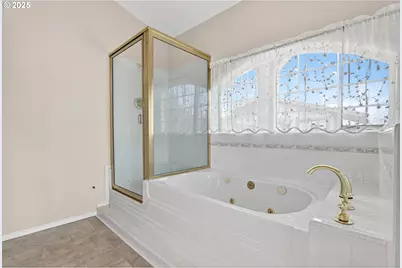 1915 N Jantzen Ave, Portland, OR 97217 - Photo 27