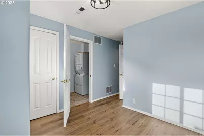 1915 N Jantzen Ave, Portland, OR 97217 - Photo 13