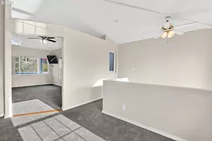 1915 N Jantzen Ave, Portland, OR 97217 - Photo 19