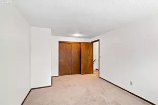 11872 SE Morrison St, Portland, OR 97216 - Photo 15