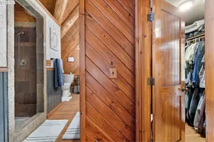 29296 McTavish Ln, Eugene, OR 97402 - Photo 35