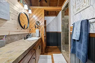 29296 McTavish Ln, Eugene, OR 97402 - Photo 41