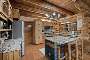 29296 McTavish Ln, Eugene, OR 97402 - Photo 23