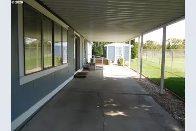 637 NW 8th Ave #5, Milton-Freewater, OR 97862 - Photo 3