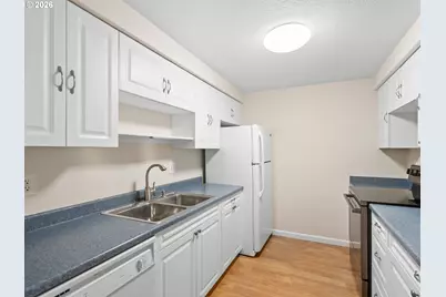 9630 SW Marjorie Ln #1, Beaverton, OR 97008 - Photo 13