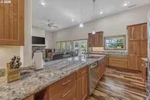 89215 Sutton Lake Dr, Florence, OR 97439 - Photo 21
