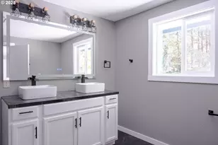 60 Seagrove Pl, Lincoln City, OR 97367 - Photo 15