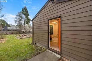 7920 SW 82nd Ave, Portland, OR 97223 - Photo 25