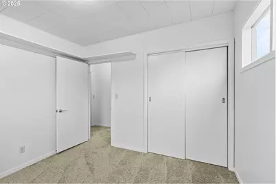 331 NE Laurel Ave, Myrtle Creek, OR 97457 - Photo 21