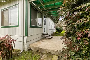 331 NE Laurel Ave, Myrtle Creek, OR 97457 - Photo 33