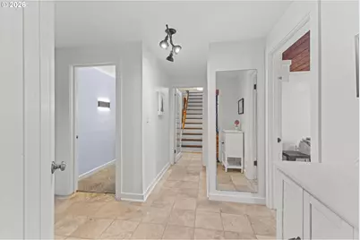 380 N 2nd Ct, Coos Bay, OR 97420 - Photo 27