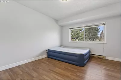 1702 NE Hogan Dr, Gresham, OR 97030 - Photo 17