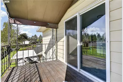 1702 NE Hogan Dr, Gresham, OR 97030 - Photo 5