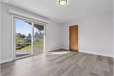 1702 NE Hogan Dr, Gresham, OR 97030 - Photo 7