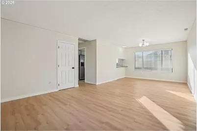 9984 SE Amherst St, Clackamas, OR 97015 - Photo 5