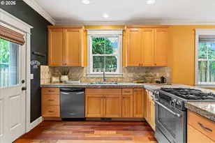 2611 NE Going St, Portland, OR 97211 - Photo 9