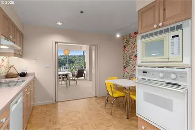 1414 SW 3rd Ave #2703, Portland, OR 97201 - Photo 13