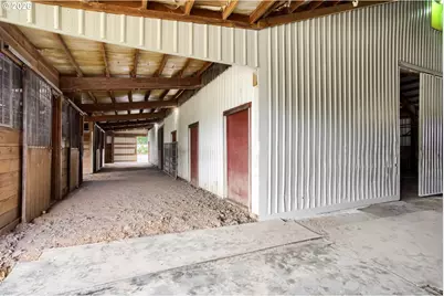 21832 SW Scholls Sherwood Rd, Sherwood, OR 97140 - Photo 31