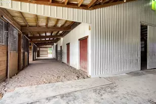 21832 SW Scholls-Sherwood Rd, Sherwood, OR 97140 - Photo 31