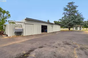 21832 SW Scholls-Sherwood Rd, Sherwood, OR 97140 - Photo 35