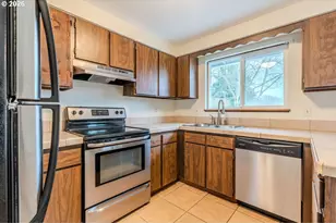 13364 Eastborne Dr, Oregon City, OR 97045 - Photo 13