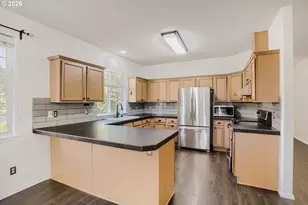 15110 SE Evergreen Dr, Portland, OR 97236 - Photo 13