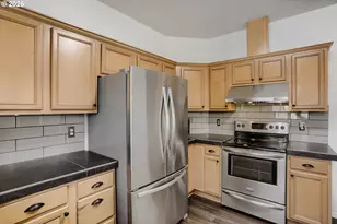 15110 SE Evergreen Dr, Portland, OR 97236 - Photo 15