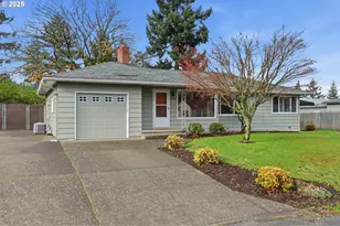 3245 NE 108th Ave, Portland, OR 97220 - Photo 39