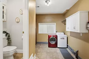 3245 NE 108th Ave, Portland, OR 97220 - Photo 15