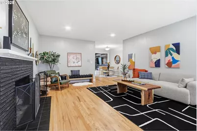 3245 NE 108th Ave, Portland, OR 97220 - Photo 7