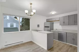 718 9th St, Oregon City, OR 97045 - Photo 9