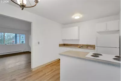 718 9th St, Oregon City, OR 97045 - Photo 13